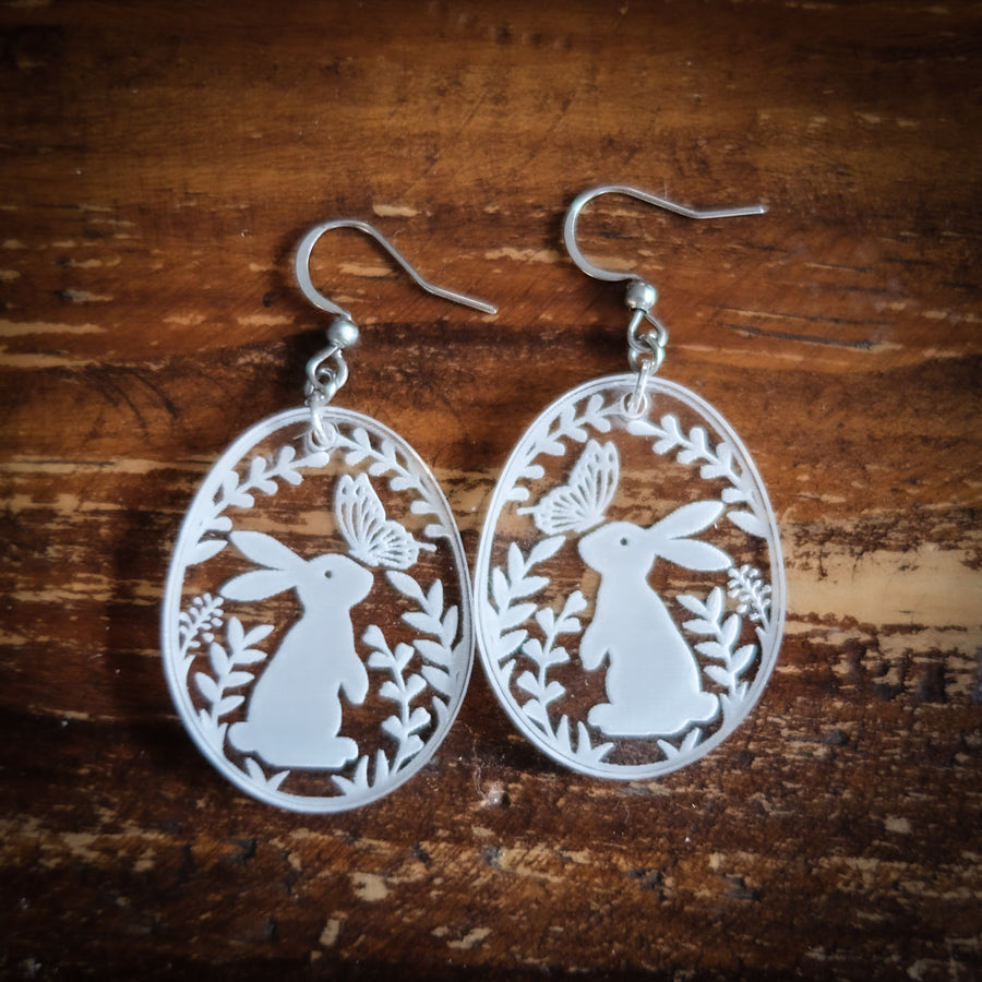 Easter Earrings : Bunny in the Garden